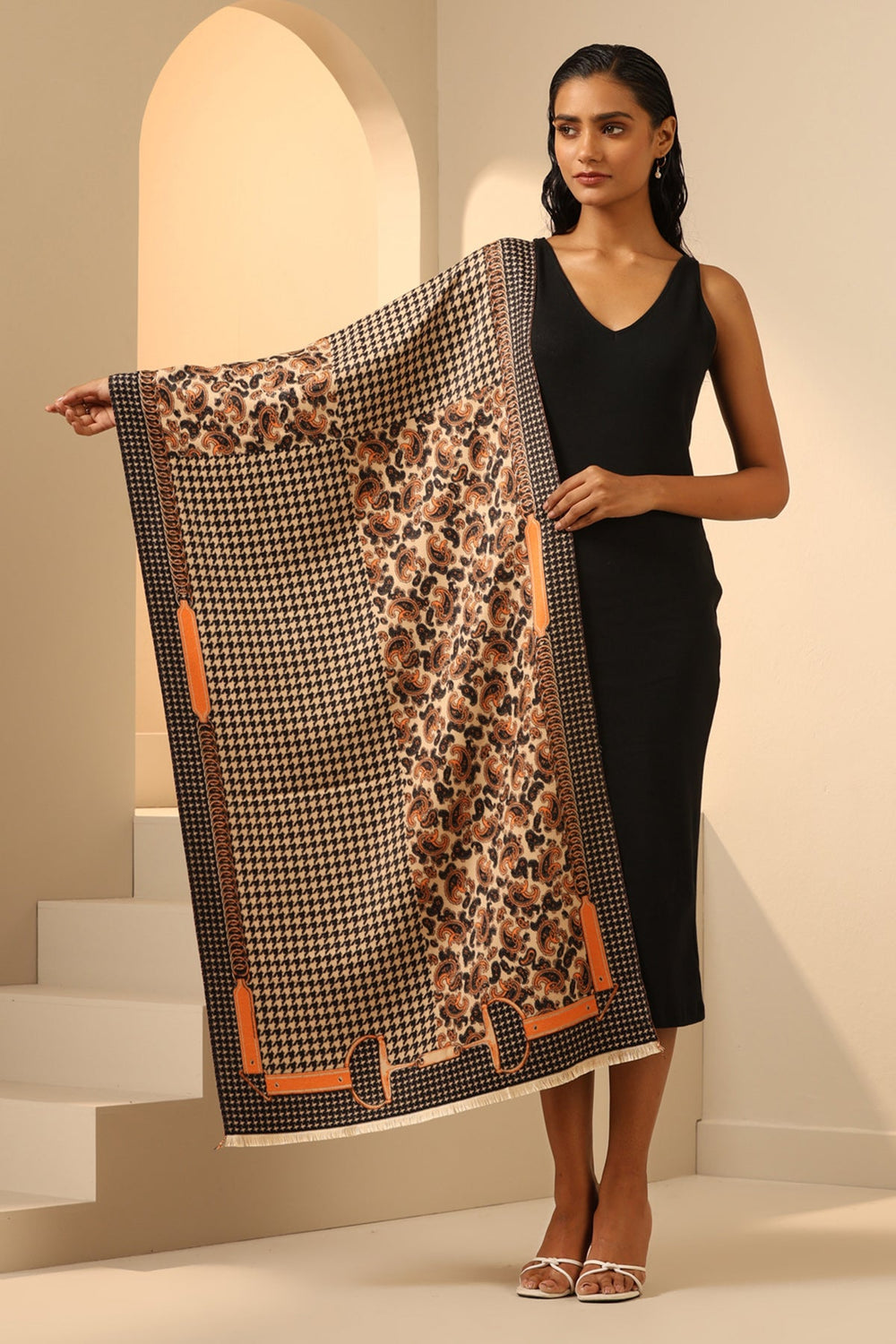 '-  Mia Cashmere Stole