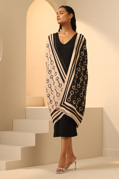 -  Kriti Sanon in Esme Cashmere Stole