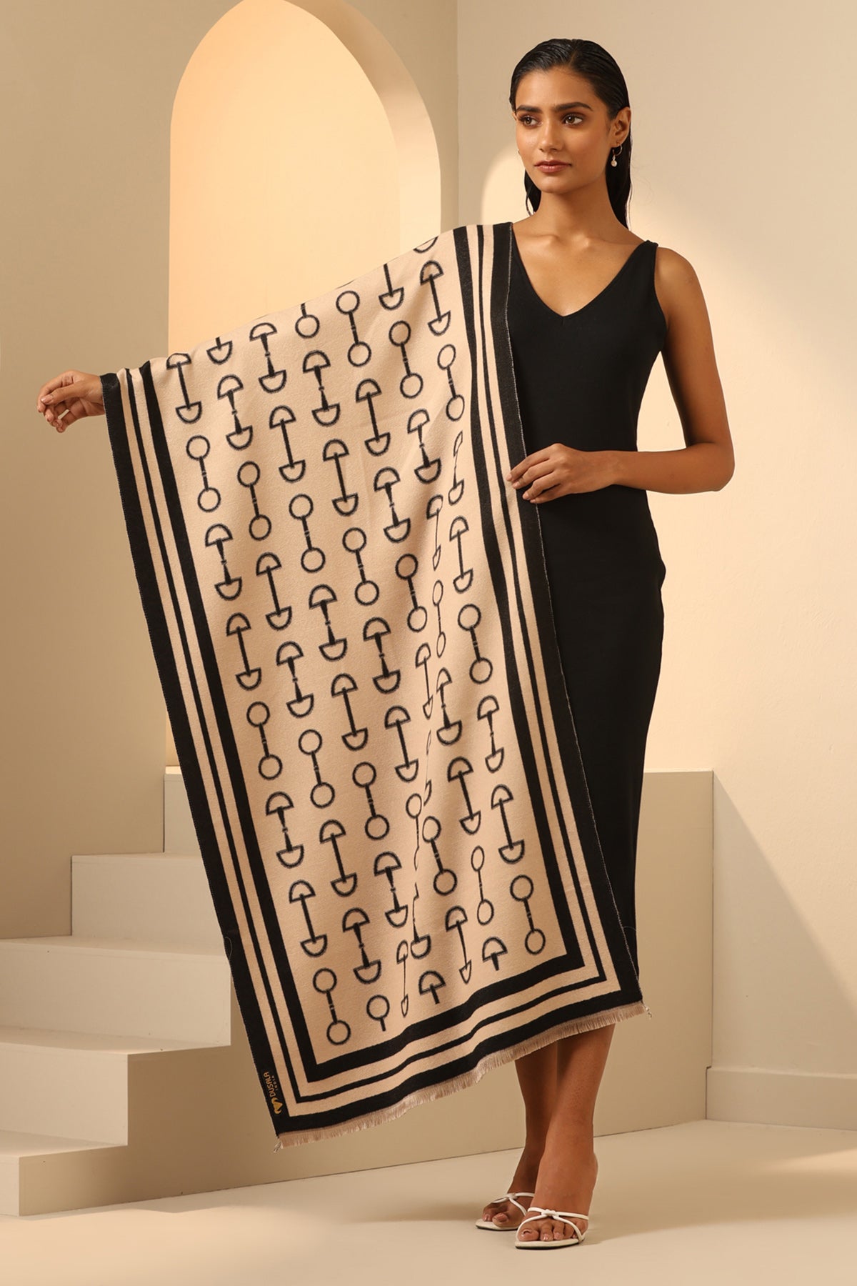 -  Kriti Sanon in Esme Cashmere Stole