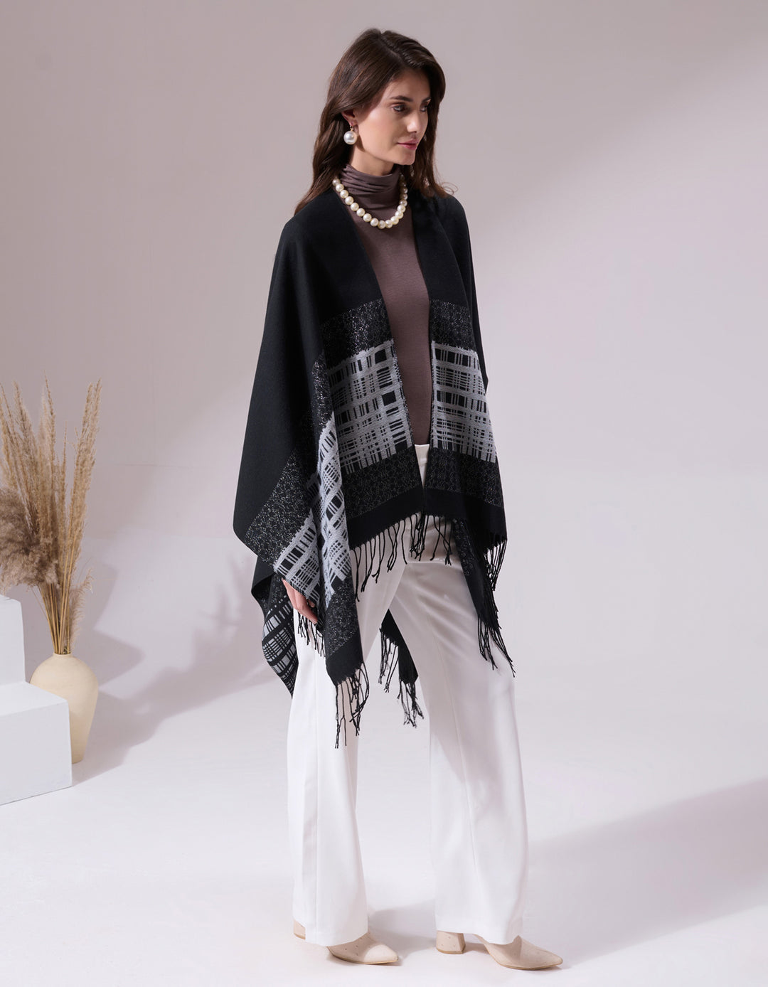 Pashan Black Heritage Cashmere Cape
