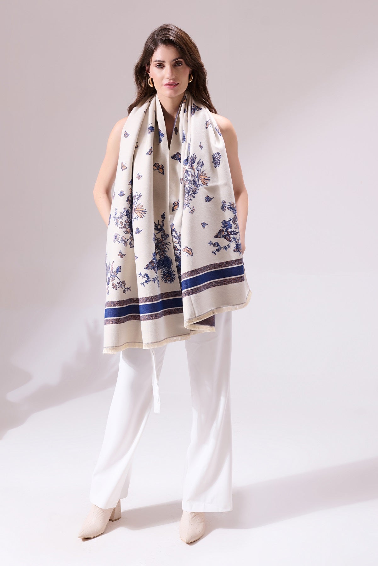 -  Neya Off White Heritage Cashmere Stole