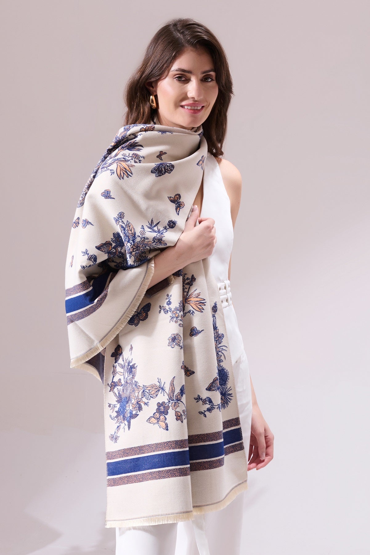 -  Neya Off White Heritage Cashmere Stole