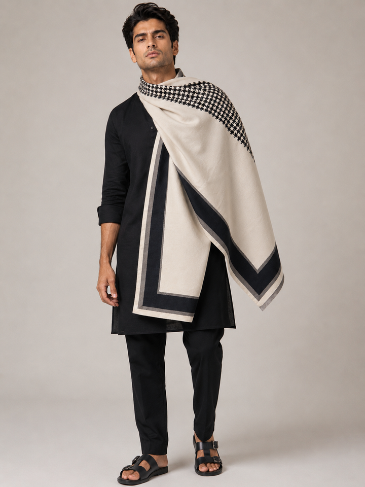 Reversible Black Beige Houndstooth Cashmere Stole