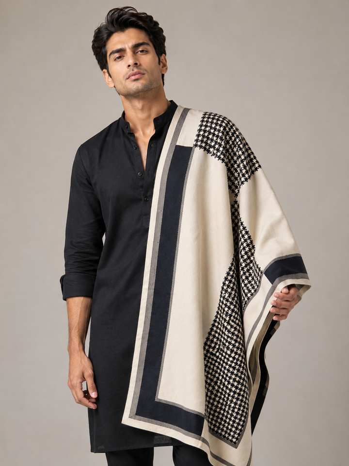 Reversible Black Beige Houndstooth Cashmere Stole