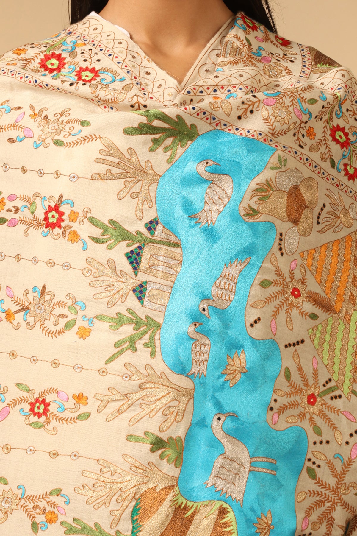 -  Aanshi Handmade Pashmina Shawl