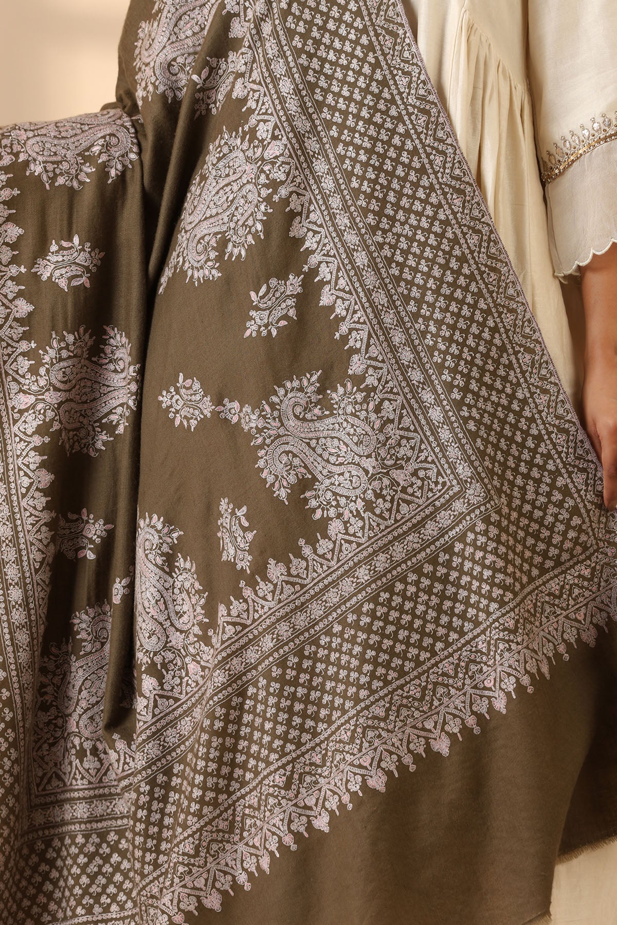 -  Maya Pashmina Shawl