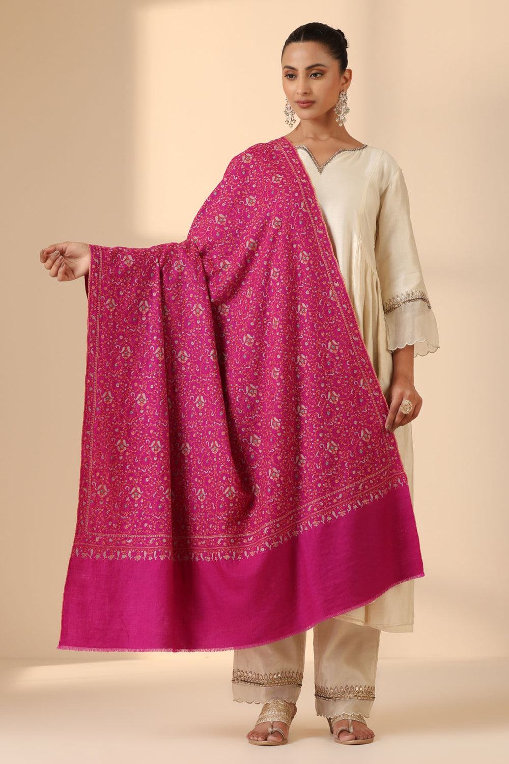 '-  krishina Pashmina Shawl