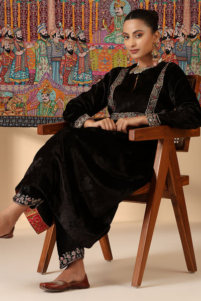 -  Ulwi Pashmina Shawl