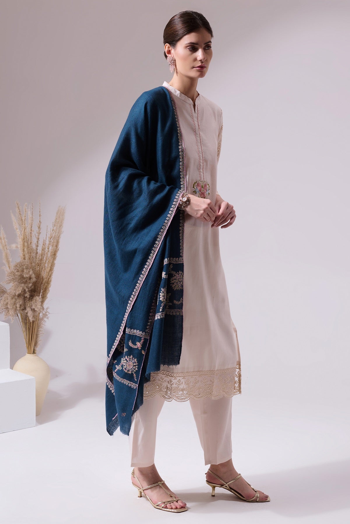 -  Idika Pashmina Stole