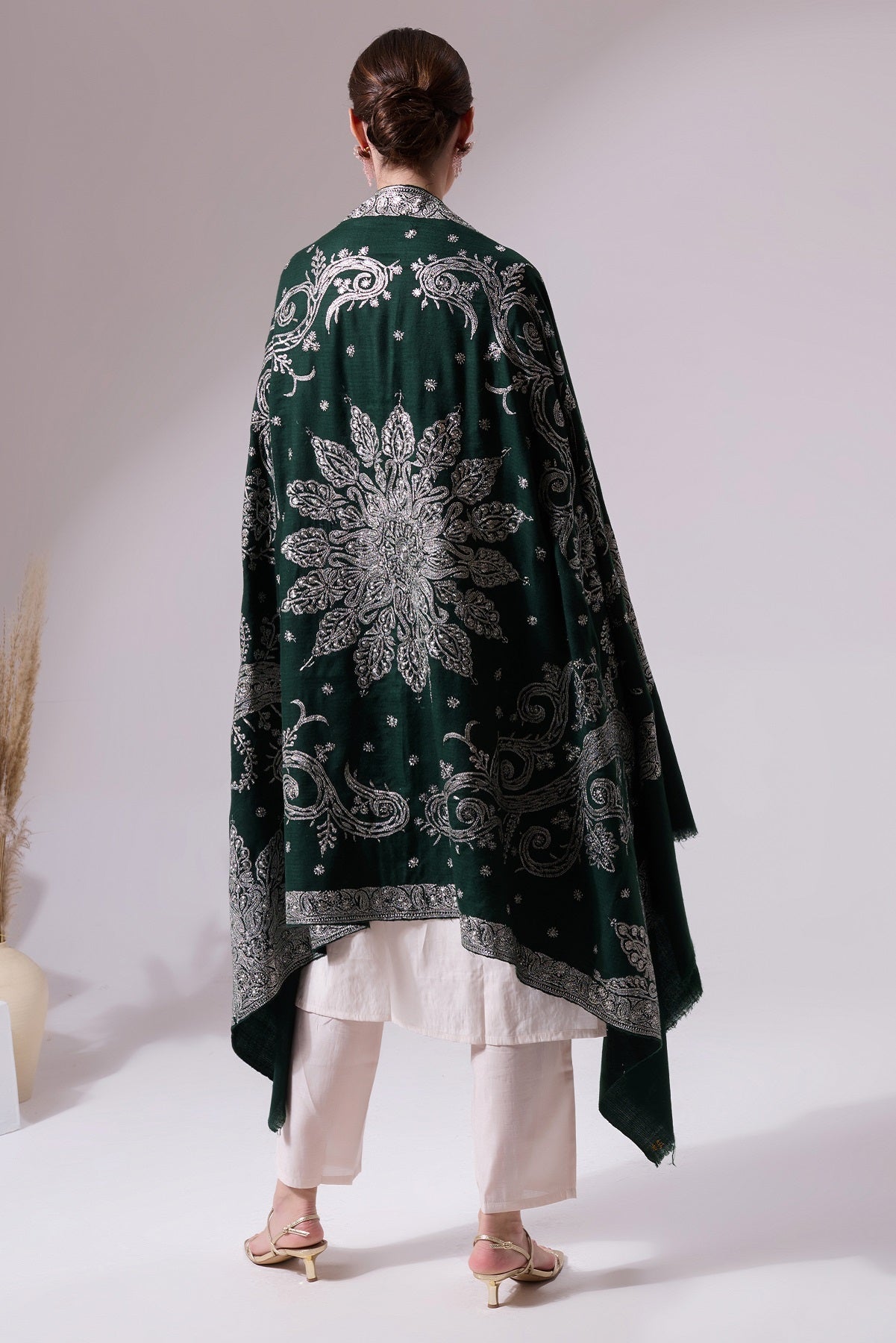 -  Jalahasini Pashmina Shawl