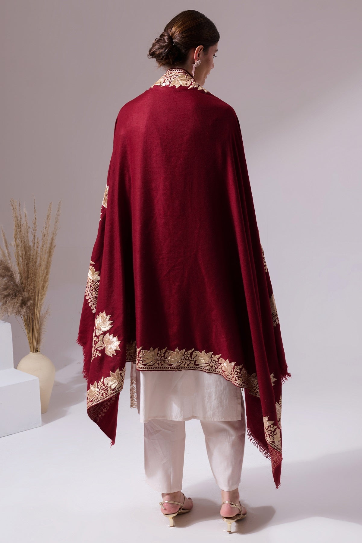 -  Jivi Pashmina Stole