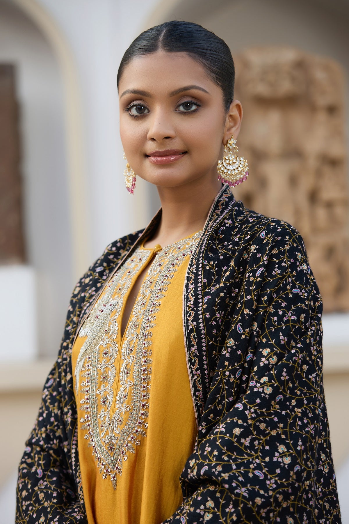 -  Koshi Soozni Pashmina Shawl