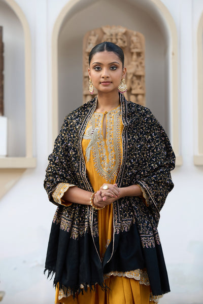 -  Koshi Soozni Pashmina Shawl