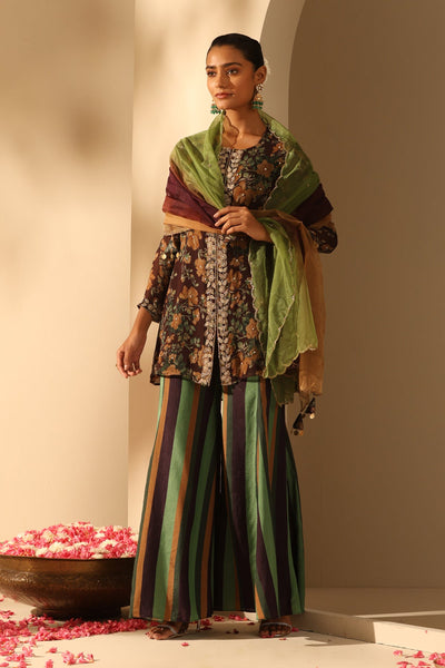 -  MISU Wear Sanji and fur stole in Khushi