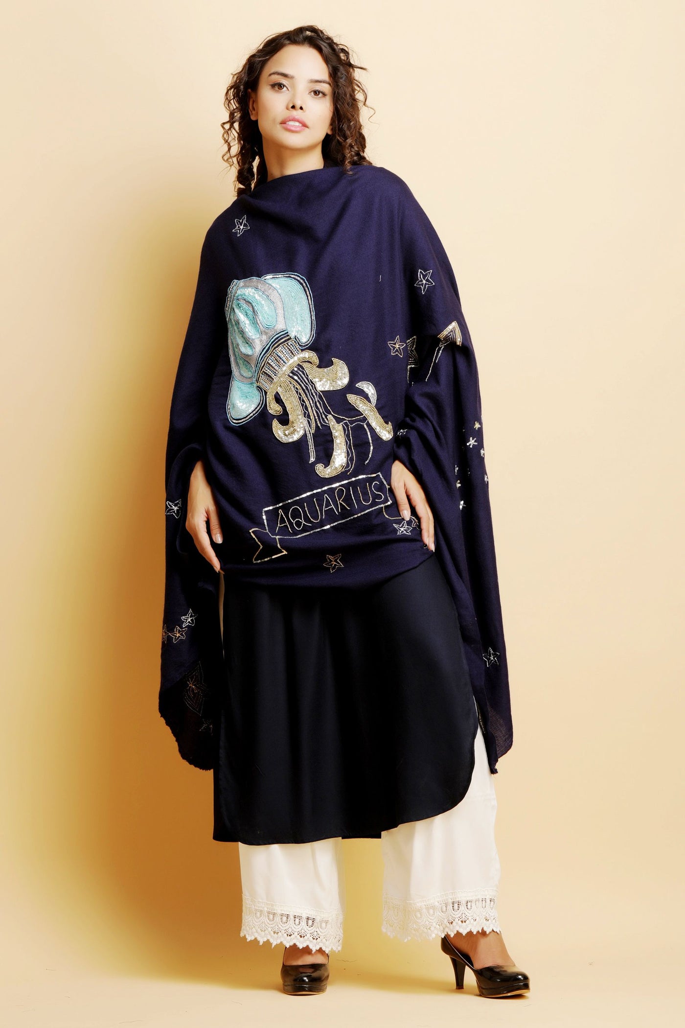 -  Aquarius Sequence Pipe Work and Thread Work Shawl