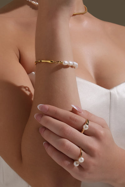 Timeless Pearl Bracelet