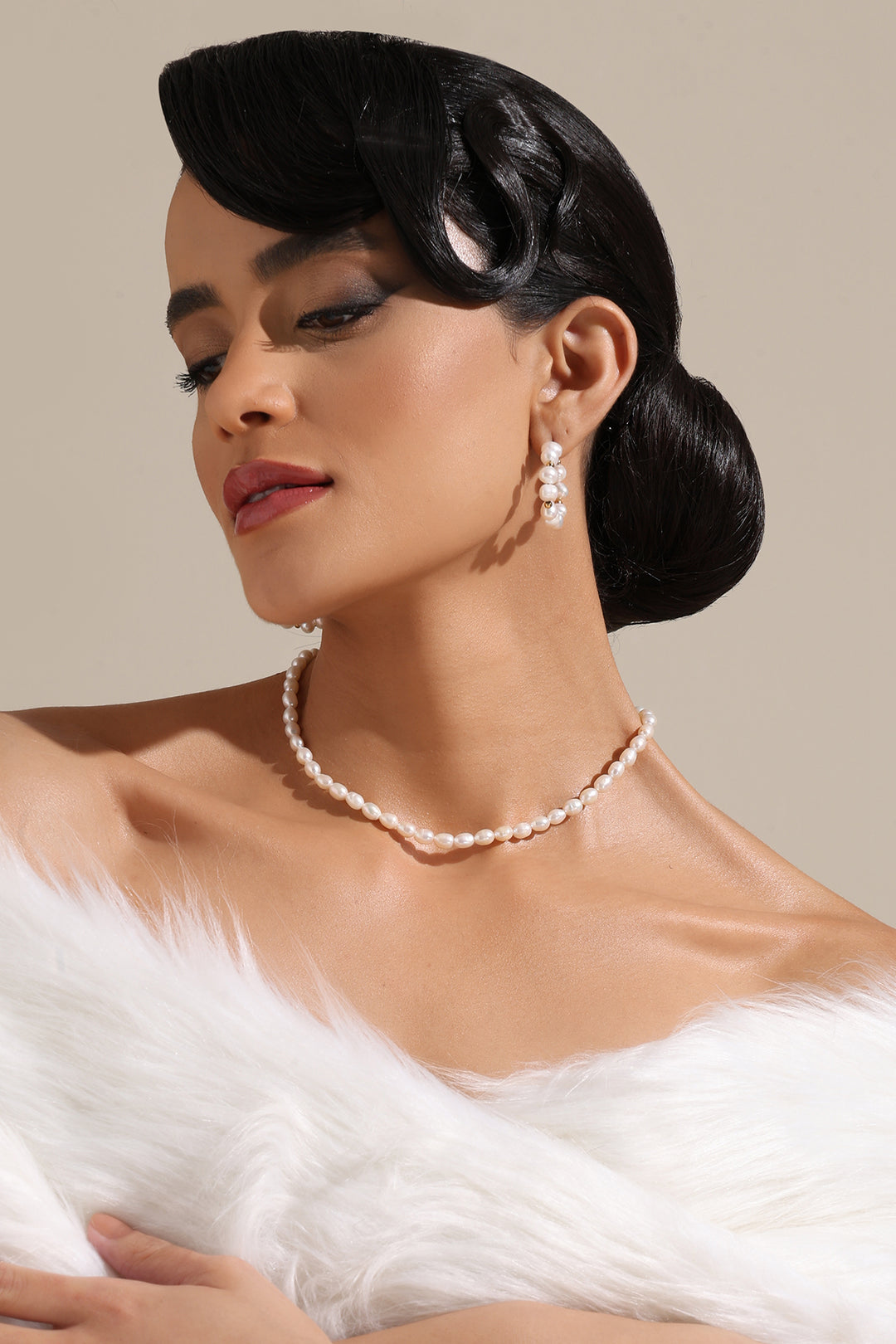 The Amara Gold-Plated Pearl Necklace Gift Box