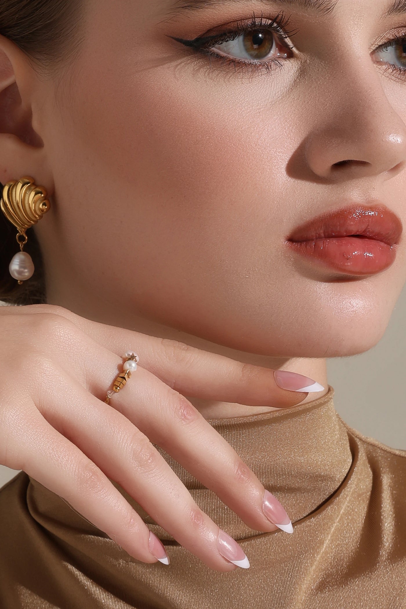 Elastic Elegance Ring