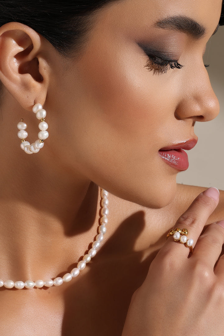 Trendy Pearl Ring