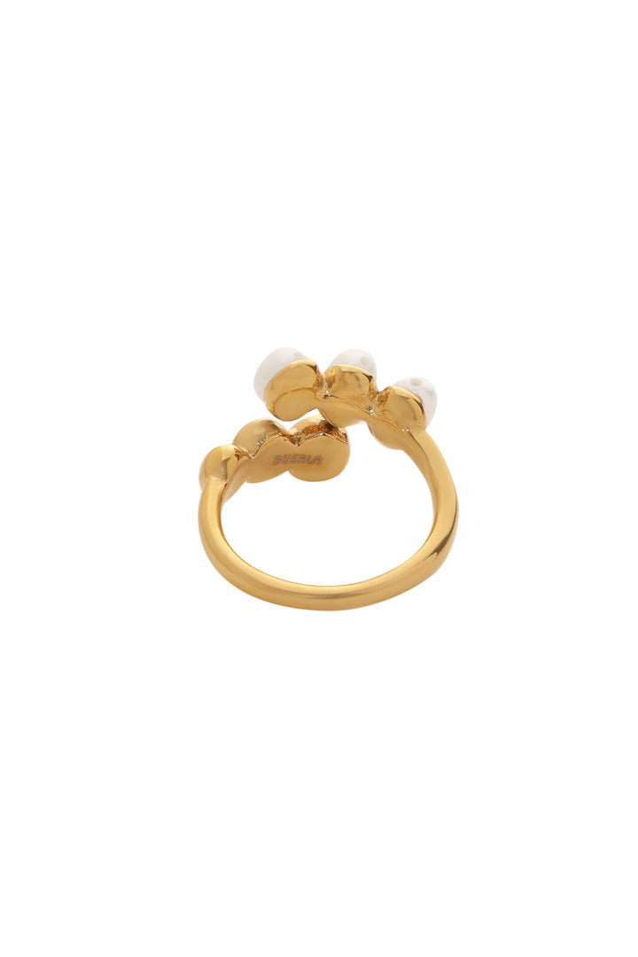 Trendy Pearl Ring