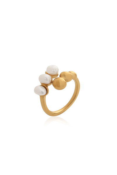 Trendy Pearl Ring