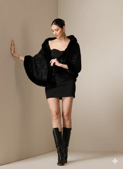 Noir Élite Embossed Fur Cape