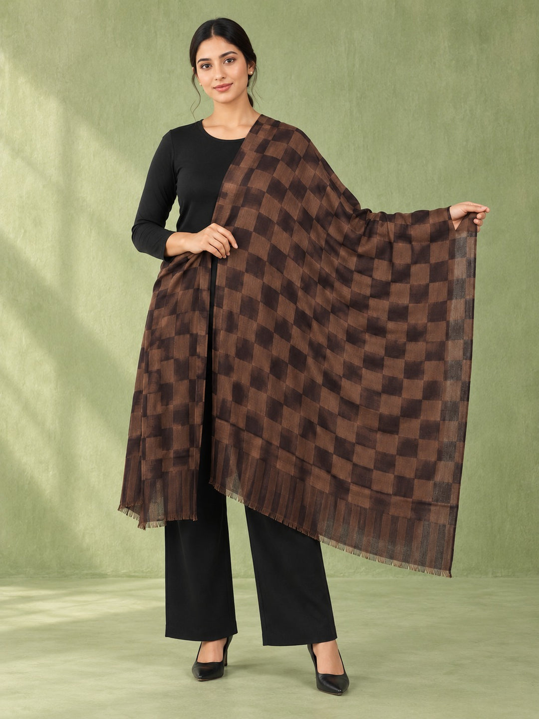Cocoa Square Check Stole
