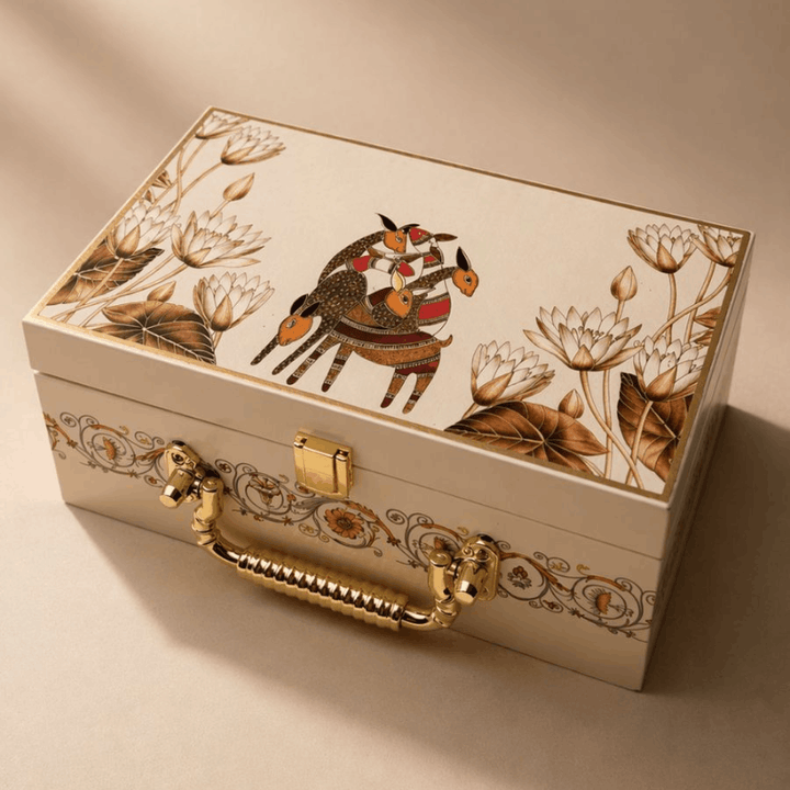 The Festive Heirloom Box
