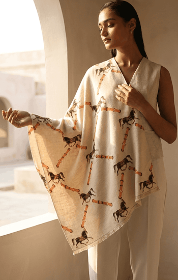 Equestrian Charm Pashmina Gift Box with Horse Motif Scarf