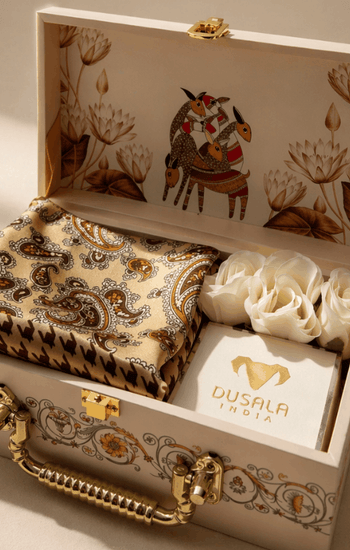 The Festive Heirloom Box
