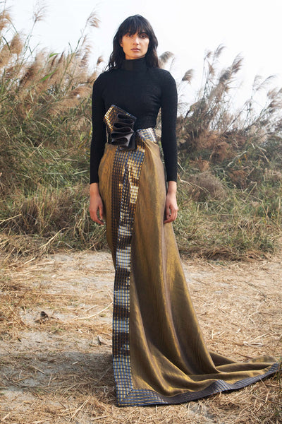 -  Sachi Bhasin In Qaasid