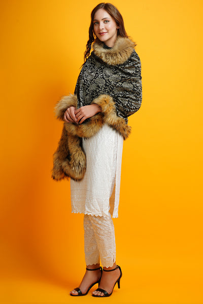 -  Pashmina Fur Border Stole