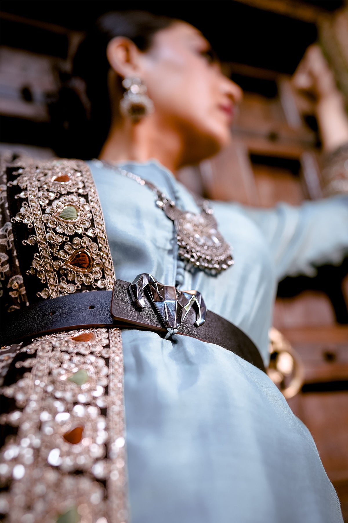 -  Italian Leather Ram Buckle Reversible Belt – Black and Brown