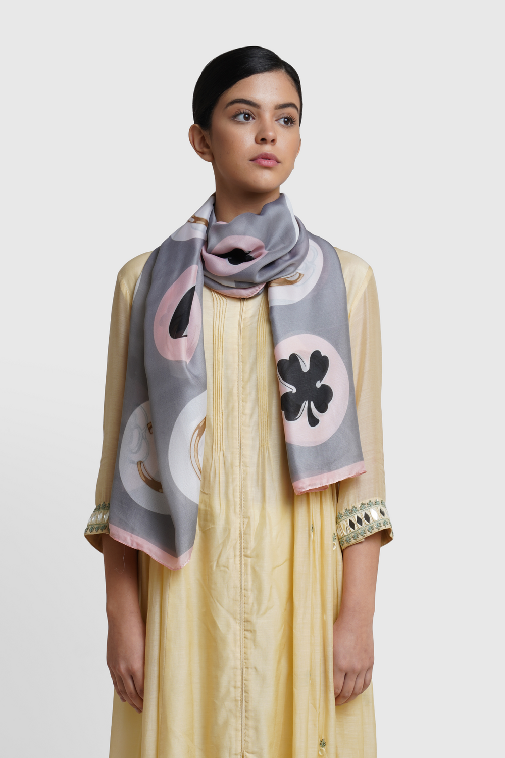 '-  Grey Silk Floral Pattern