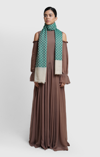 Marina Zlenko In Checkered Green Stole