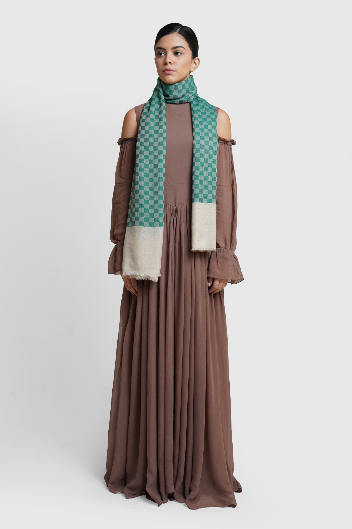 -  Marina Zlenko In Checkered Green Stole