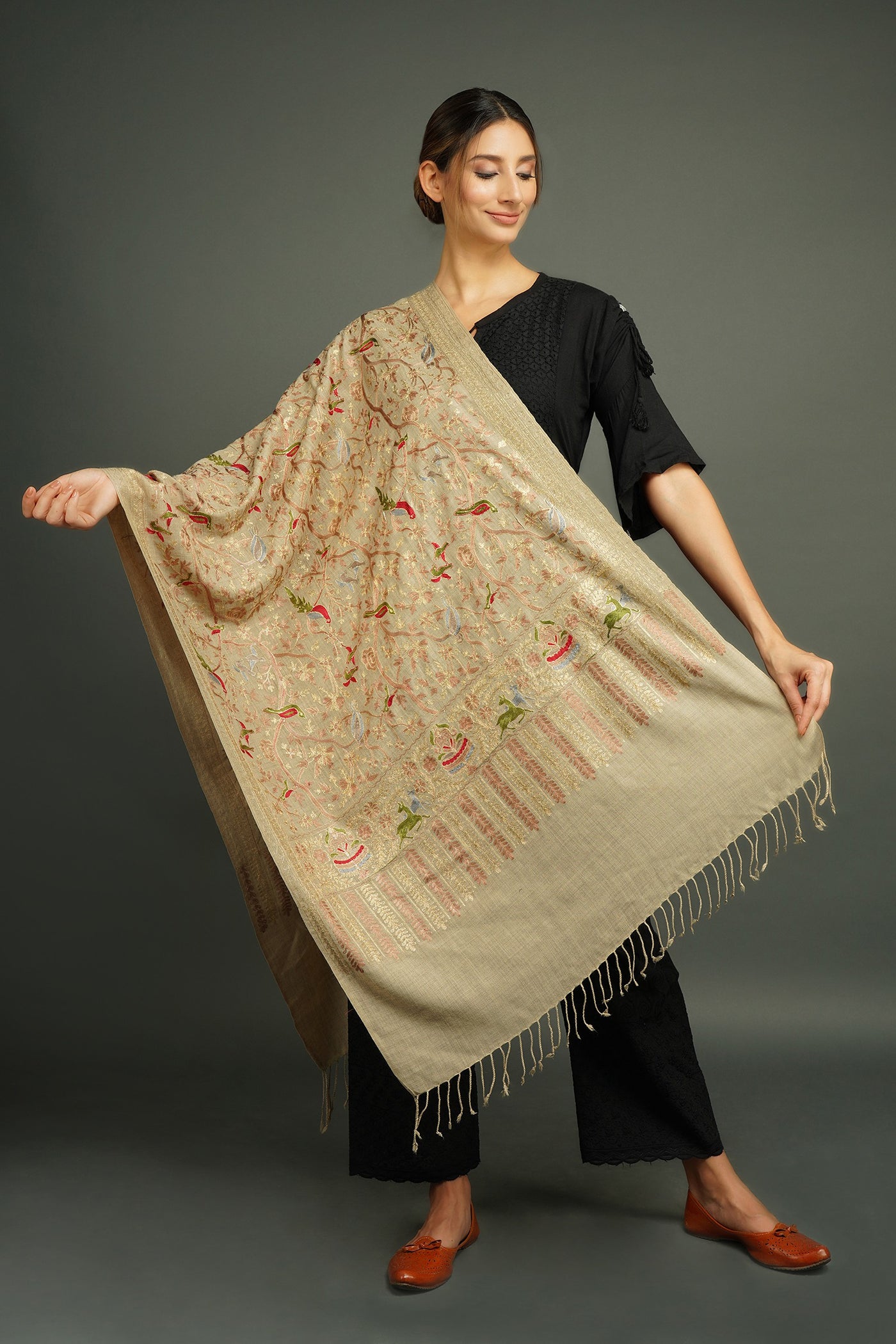 Pashmina Wool Blend In Silk Resham Sari Work,Parrot Motif