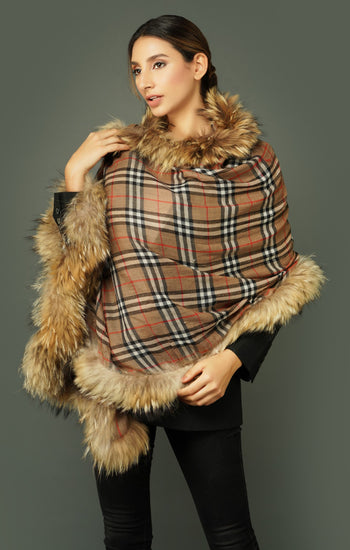 Pashmina Fur Border Stole In Checkered Design