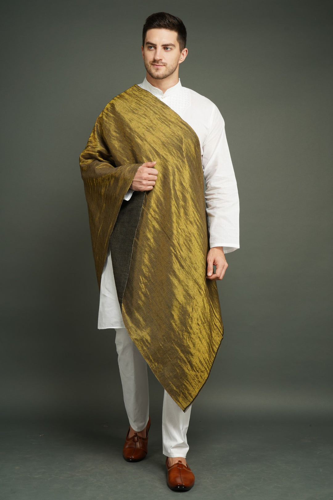 '-  Pashmina Handwoven In Reversible Zari Work