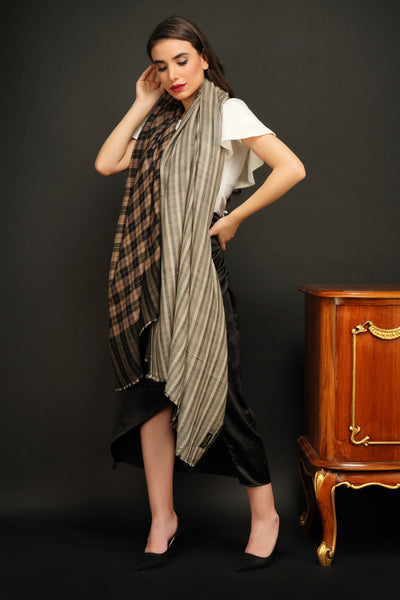 -  Pashmina Reversible Checkered Design