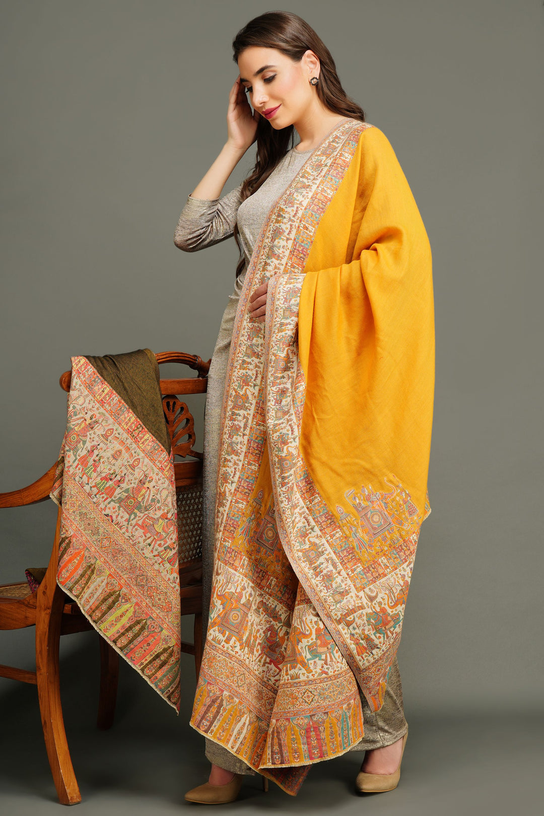 '-  Pashmina Wool In Antique Jamawar Paisley Design