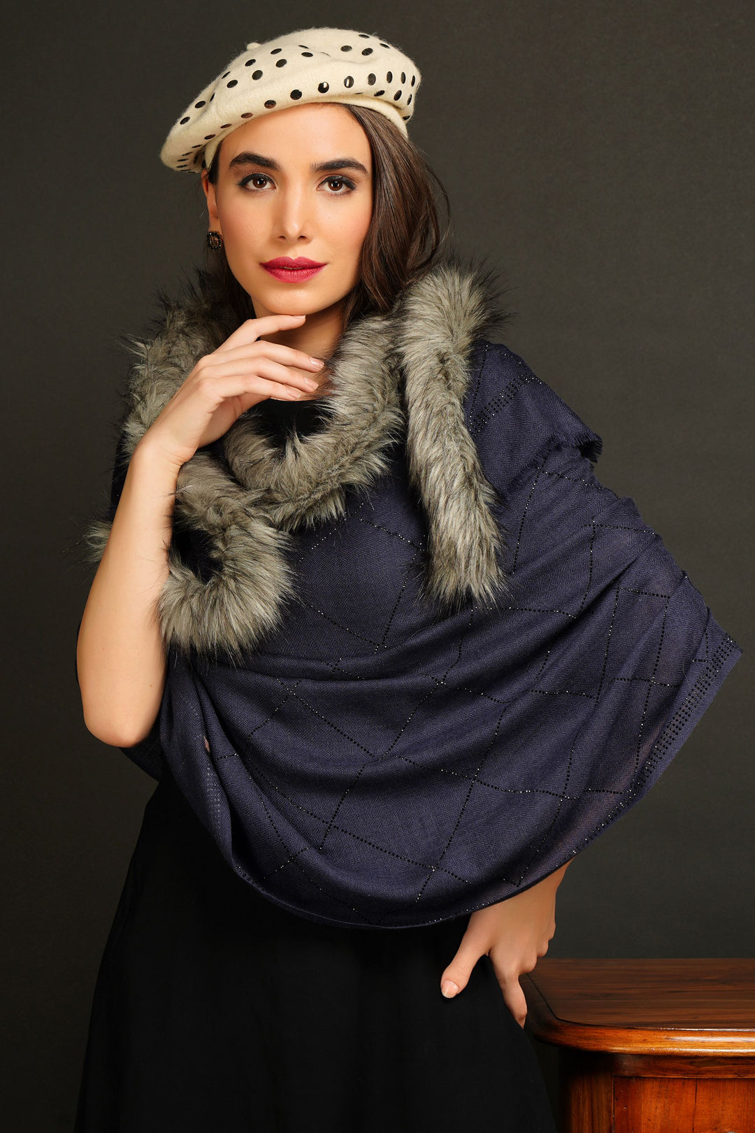 '-  Fur Collar With Stone Work Pashmina Stole