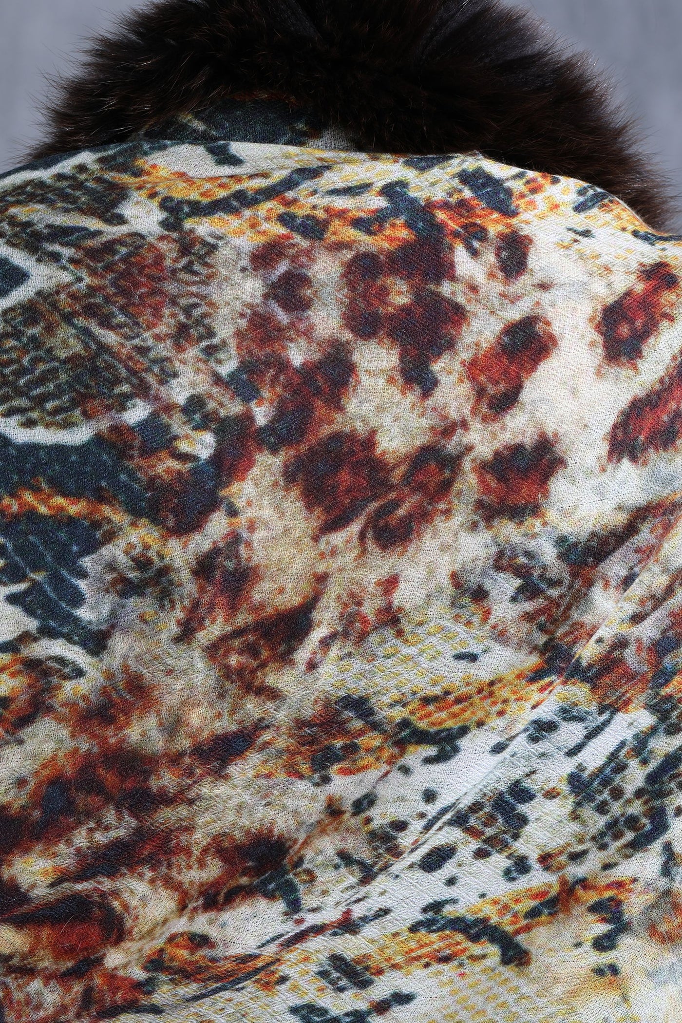 -  Cashmere Animal Print Stole With High Quality Ombre Fur Stole