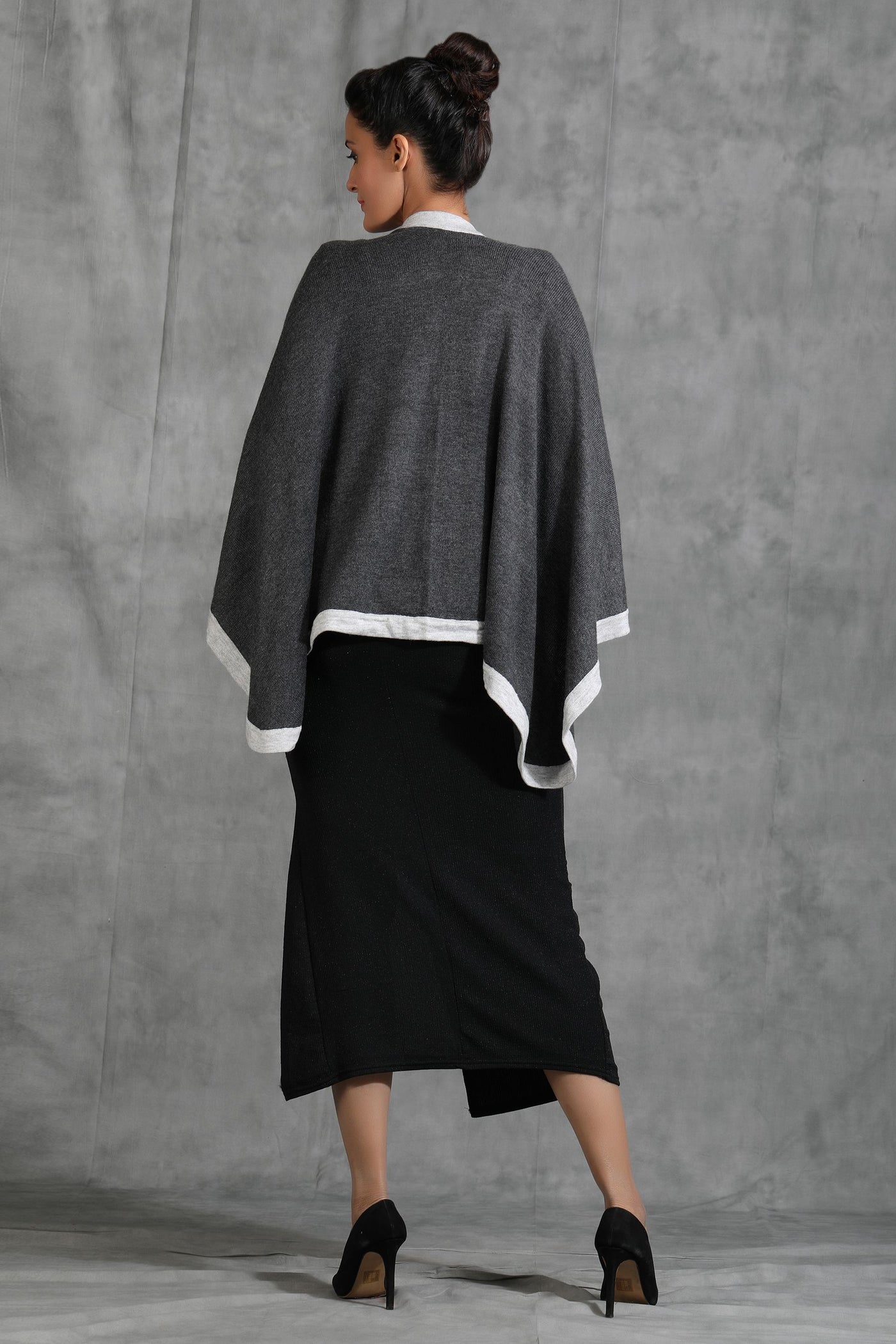 -  Pashmina blend Knitwear