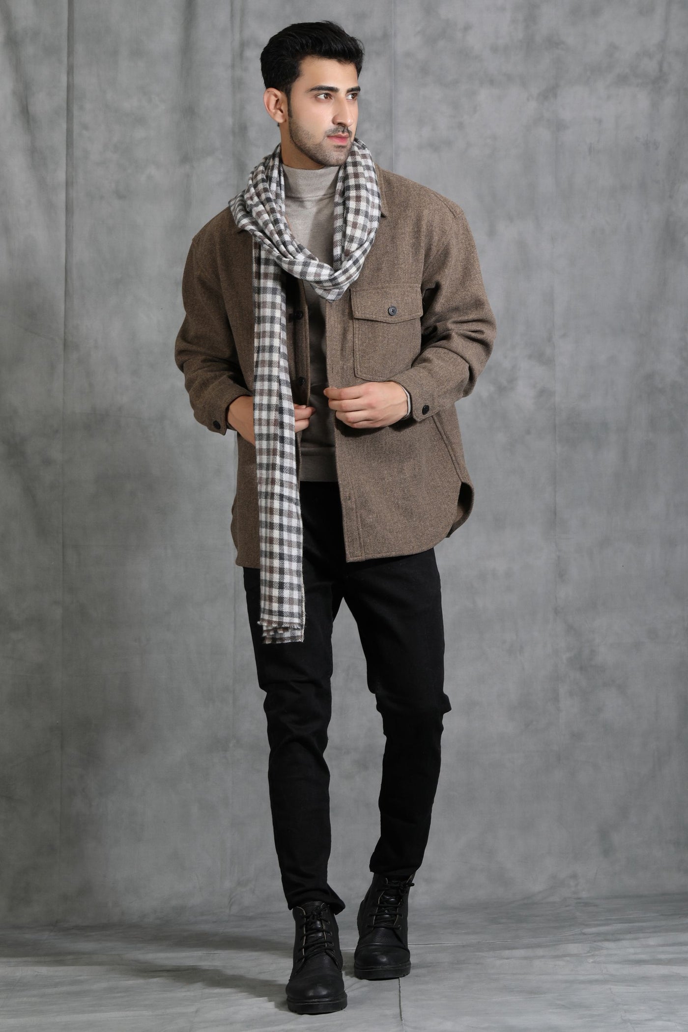 -  Cashmere Checkered Stole