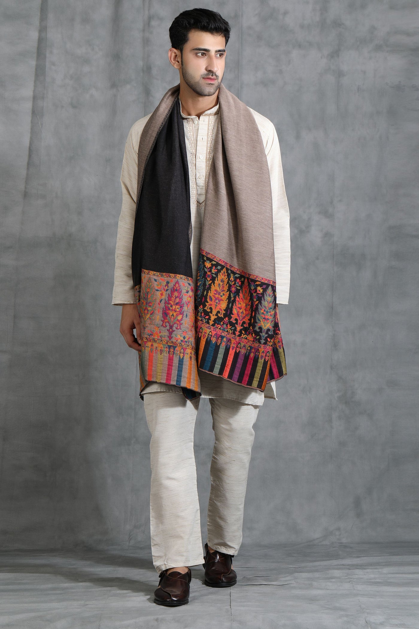 -  Cashmere Reversible Palla Zari Shawl