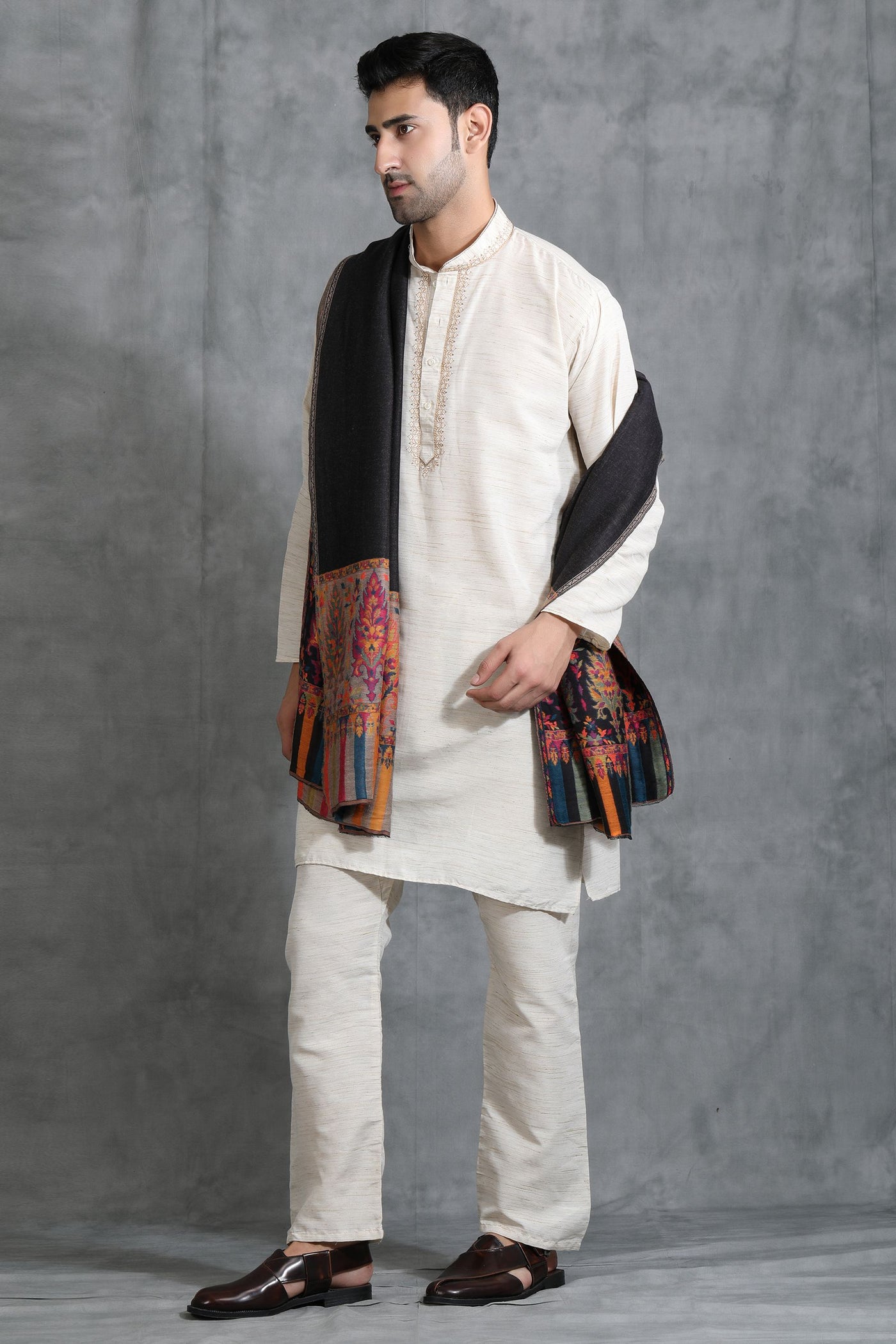 -  Cashmere Reversible Palla Zari Shawl