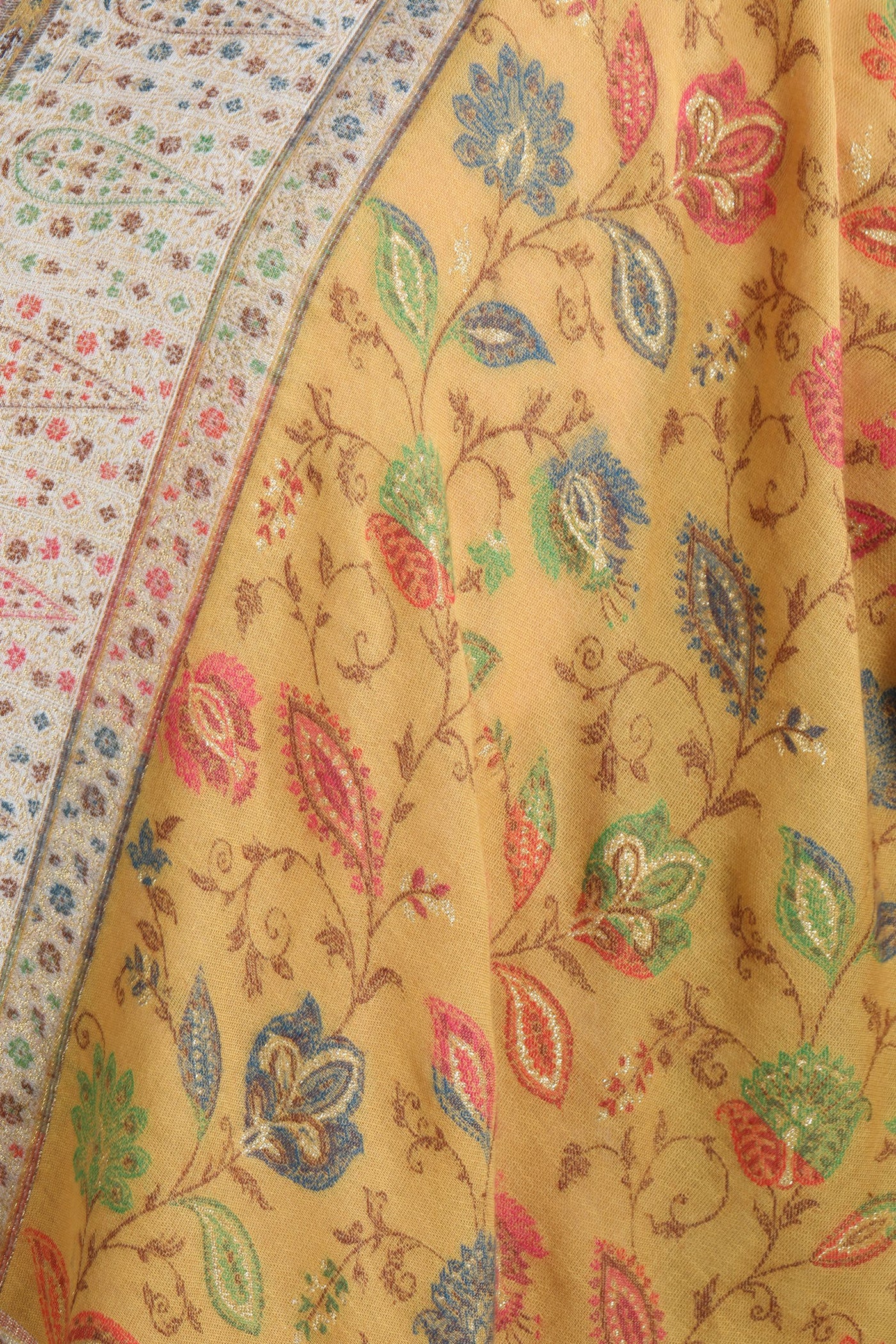 -  Cashmere Contrast Zari Stole