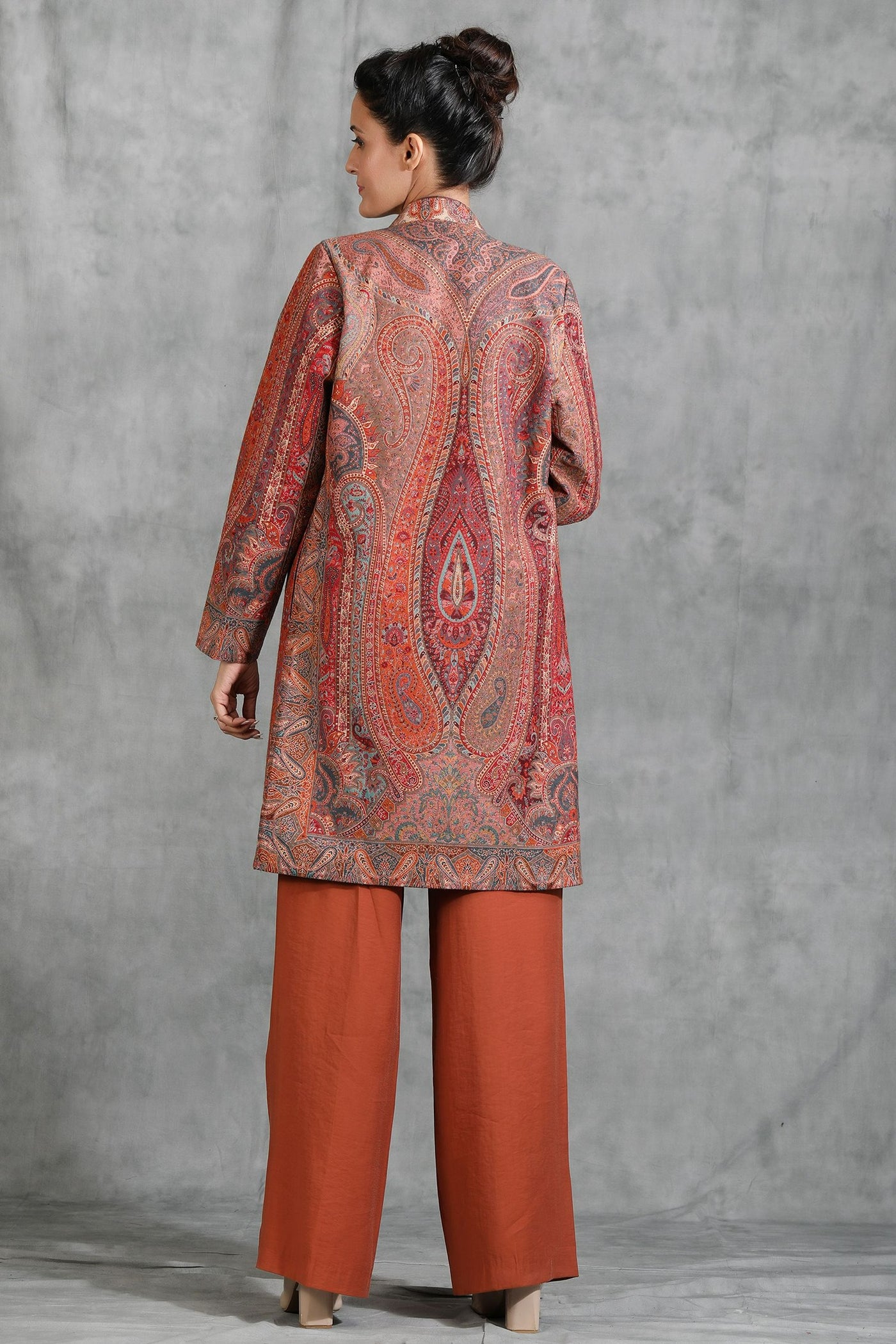 Pashmina Vintage Full Coat With Paisley Design