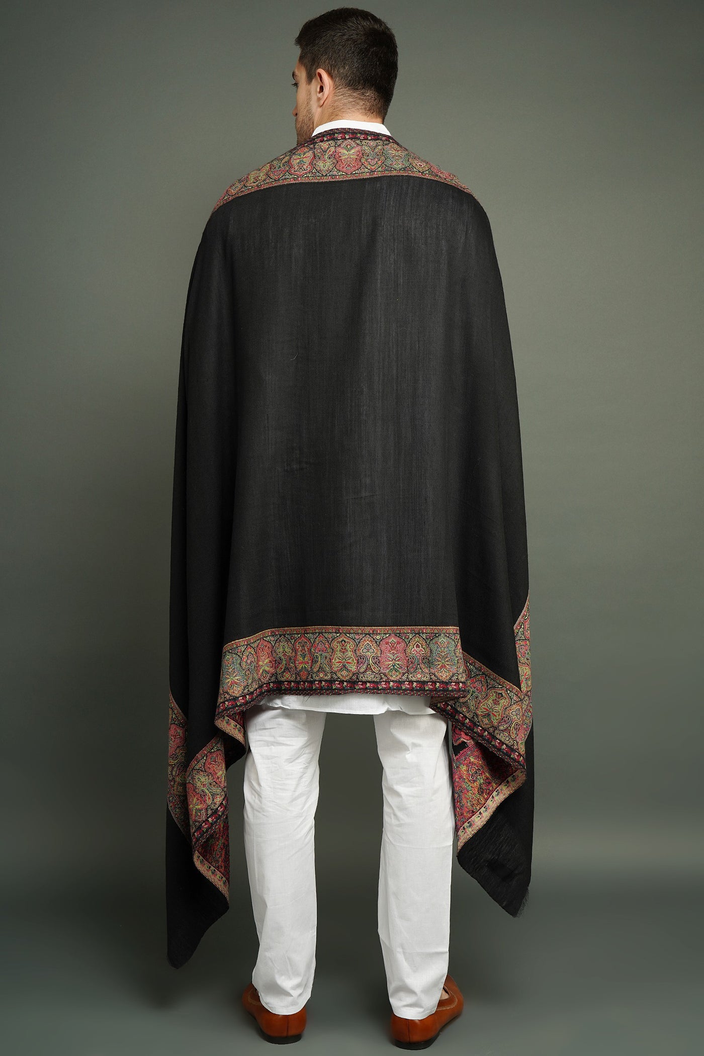 -  Pashmina Wool In Antique Jamawar Paisley Design